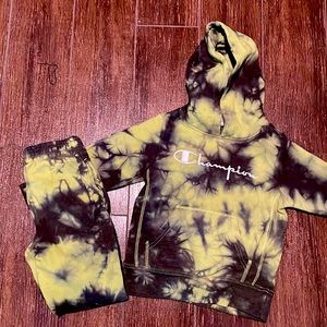 4t tie dye chartreuse sweat outfit (hoodie and pants)